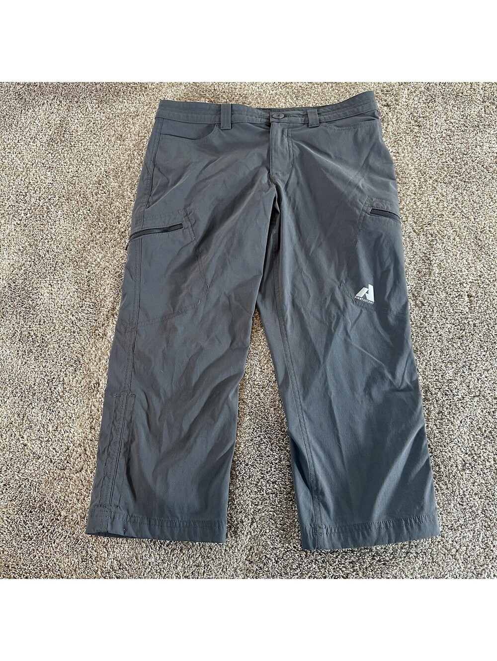 Eddie Bauer First Ascent Women's 2 Hiking Capri Pants Gray Stretch Zip Pocket